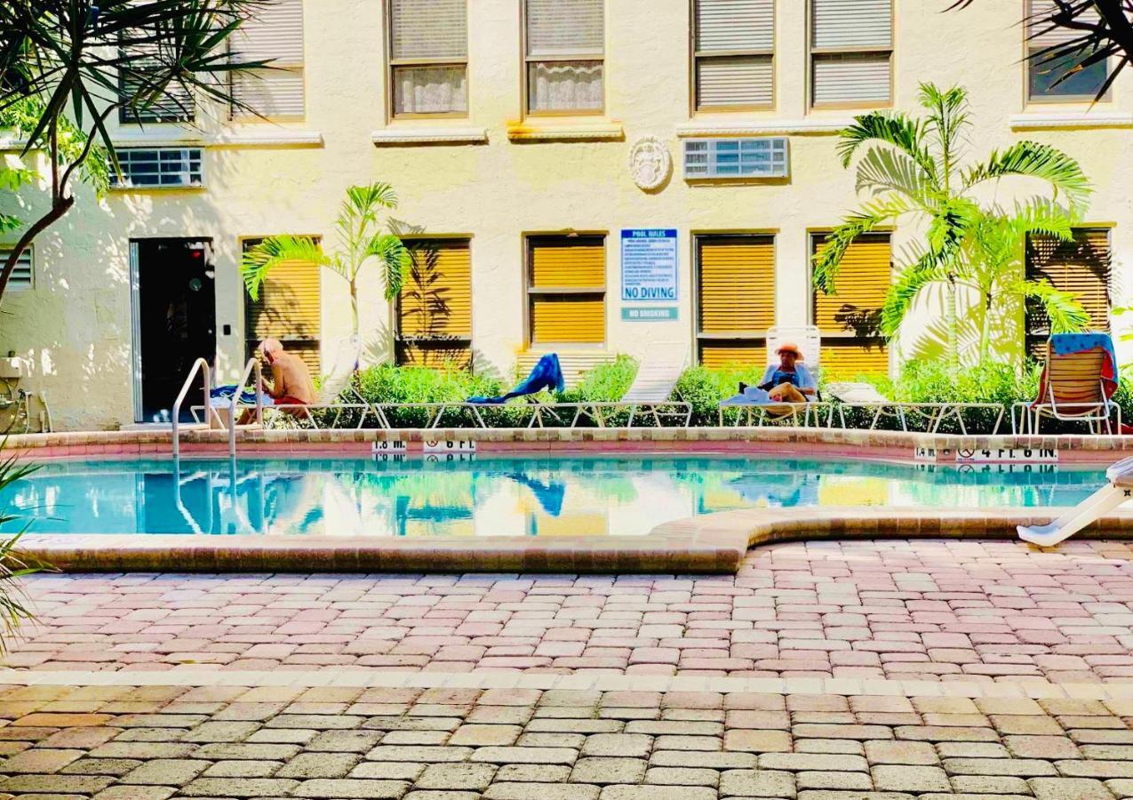 Cozy Studio In The Heart Of The Palm Beach Island - Free Valet Service Exterior foto